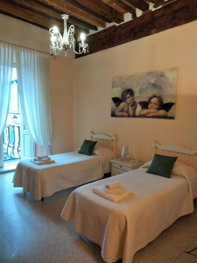 Appartamento Giulia Lucca Exteriör bild